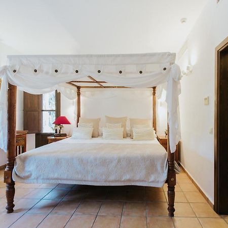 Villa & Guesthouse Paissa D'En Bernat Cala Tarida  Ngoại thất bức ảnh