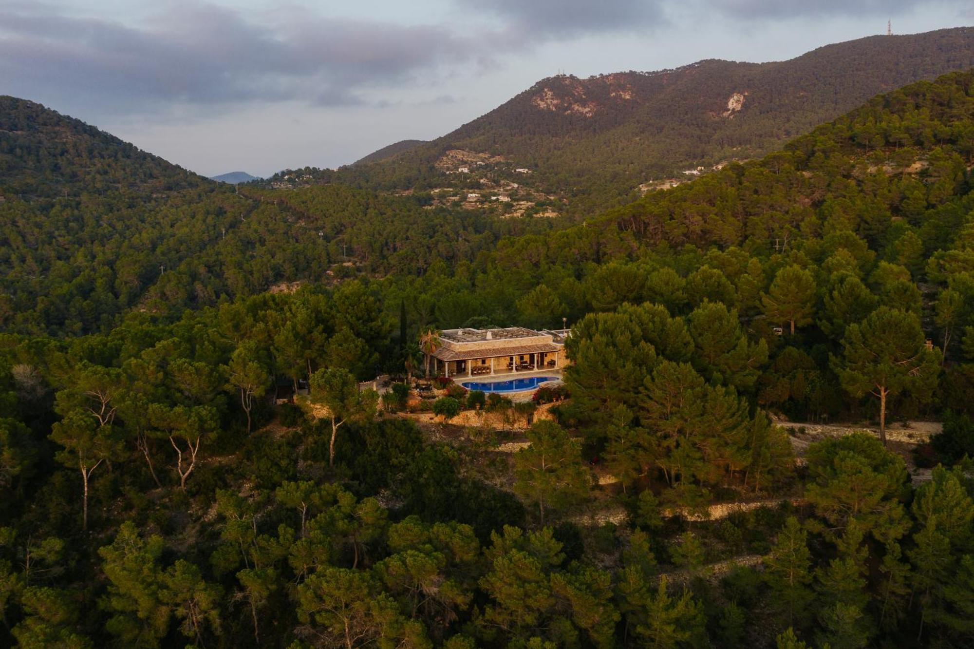 Villa & Guesthouse Paissa D'En Bernat Cala Tarida  Ngoại thất bức ảnh
