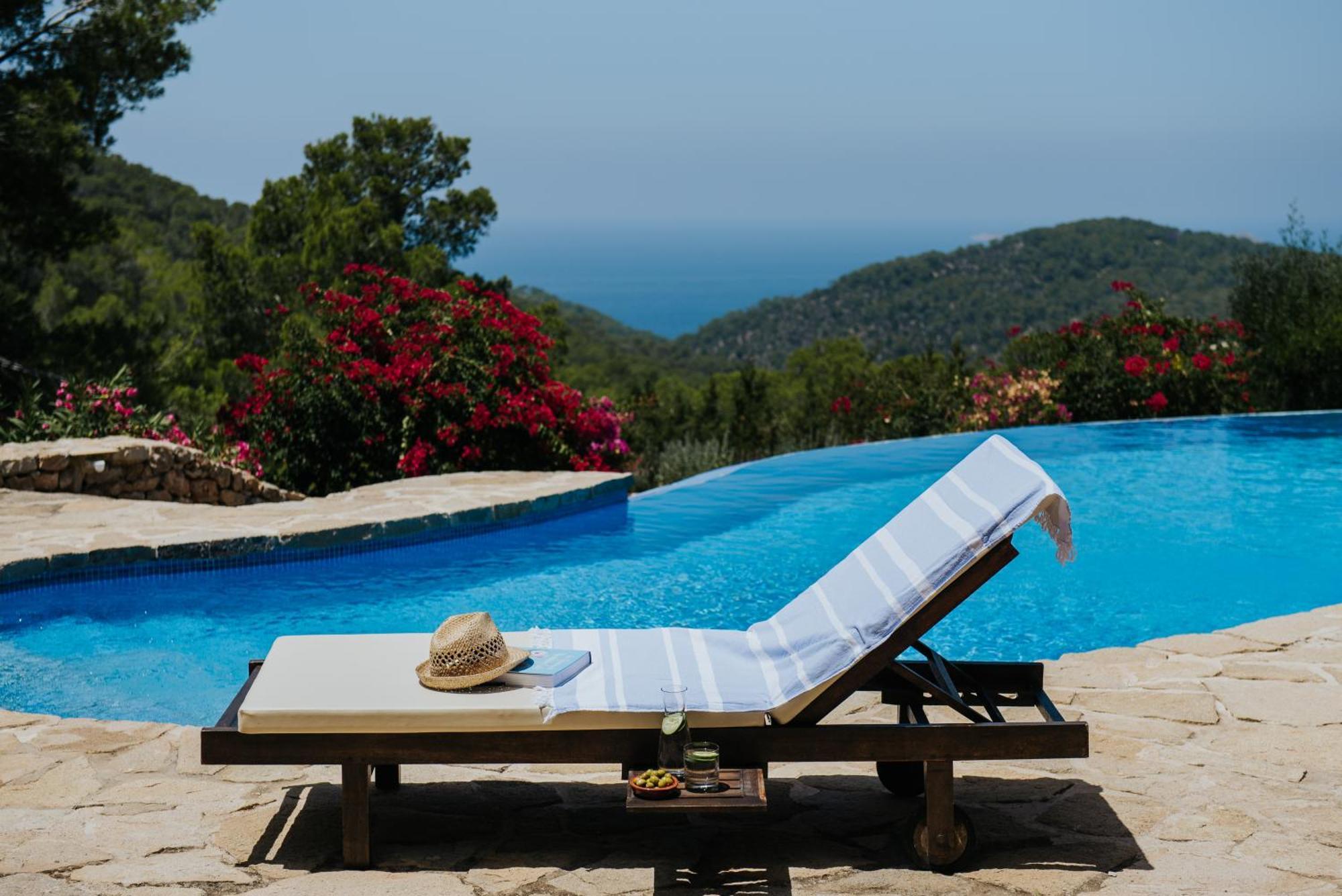 Villa & Guesthouse Paissa D'En Bernat Cala Tarida  Ngoại thất bức ảnh