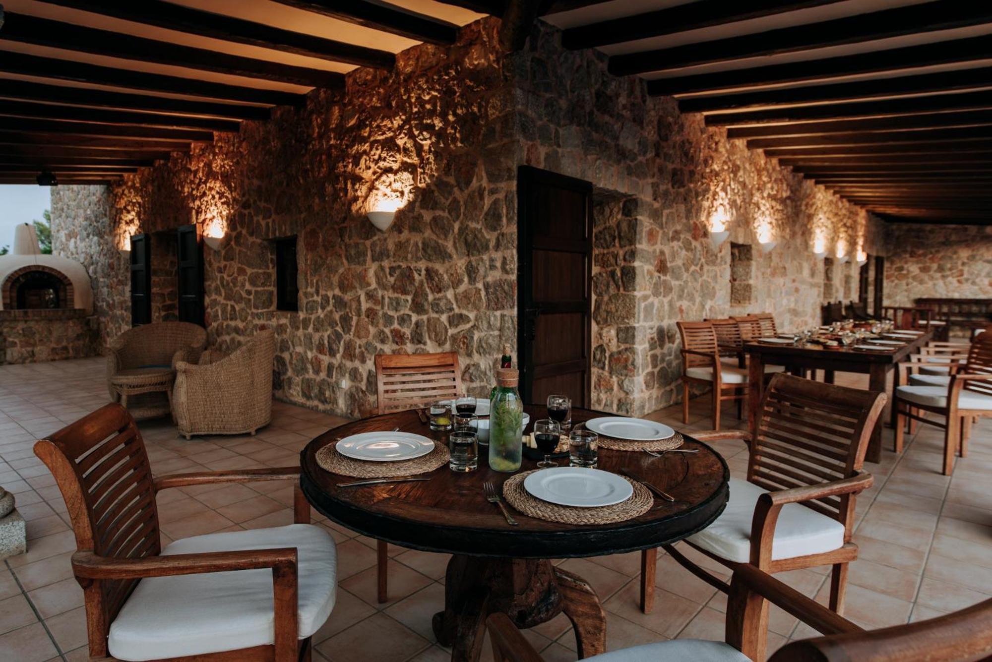 Villa & Guesthouse Paissa D'En Bernat Cala Tarida  Ngoại thất bức ảnh