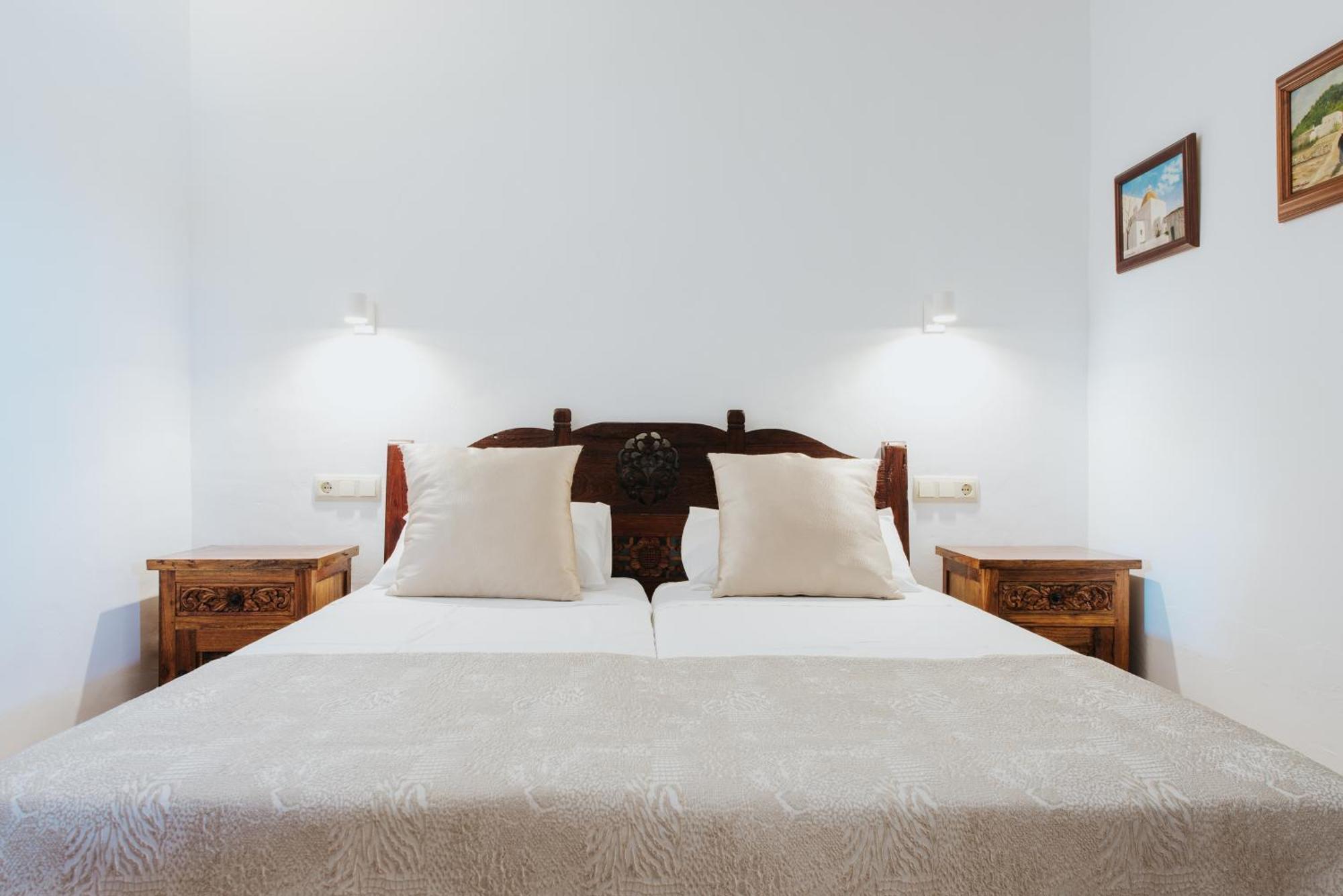 Villa & Guesthouse Paissa D'En Bernat Cala Tarida  Ngoại thất bức ảnh