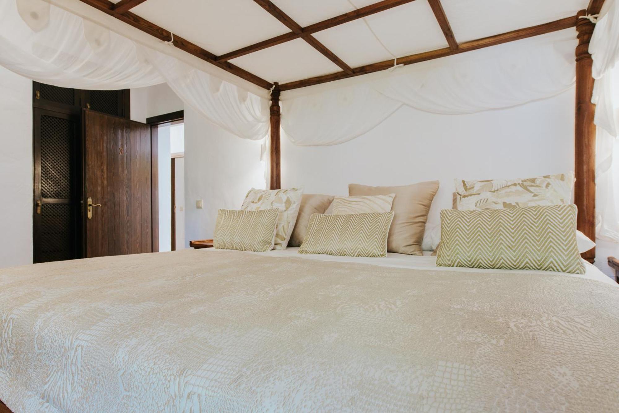 Villa & Guesthouse Paissa D'En Bernat Cala Tarida  Ngoại thất bức ảnh
